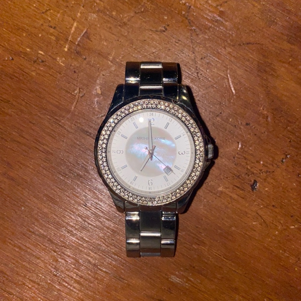 Michael Korea Wacth